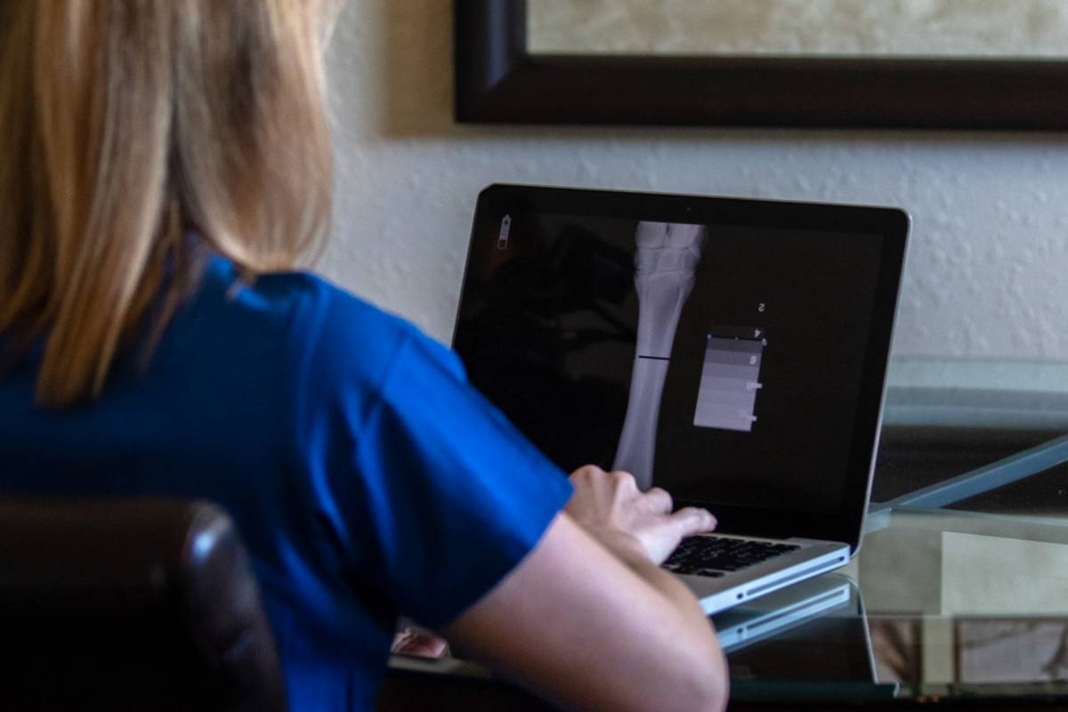 Research_slider_Xrays_3kx2k 1200x800